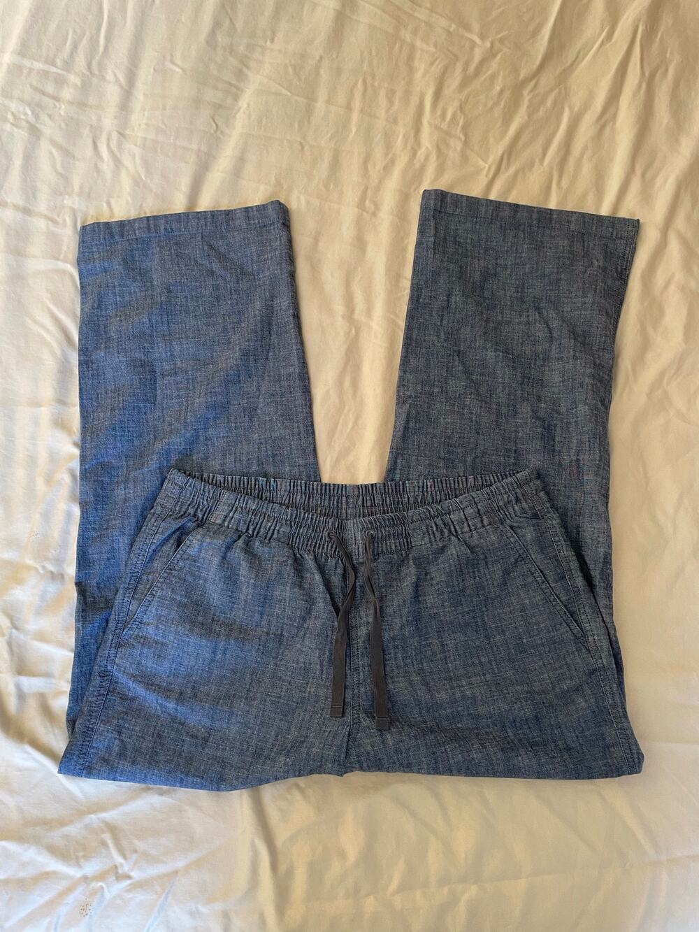 L.L bean Lakewashed Pull-On Chinos, Mid-Rise Wide-Leg Crop Chambray